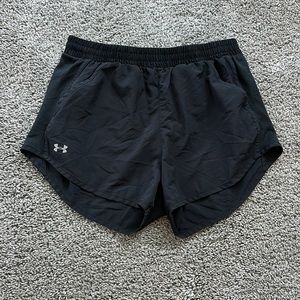Under armor black running shorts size small with liner